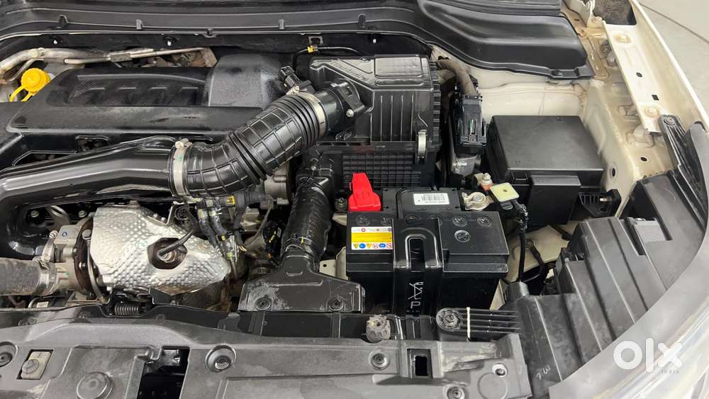 Mahindra Xuv300 W8 Diesel, 2023, Diesel
