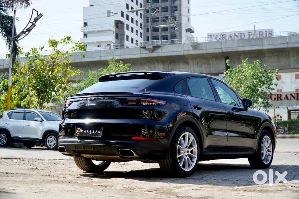 2021 Porsche Cayenne Coupe