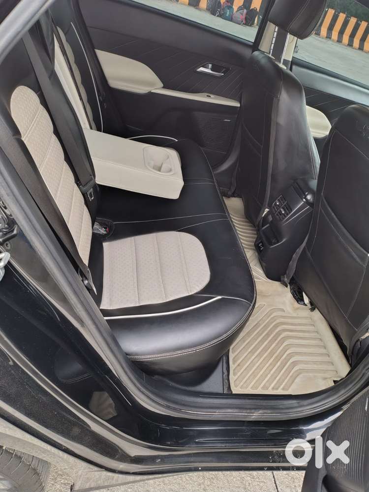 Hyundai Verna 1.5 Mpi Mt Sx (o), 2024, Petrol
