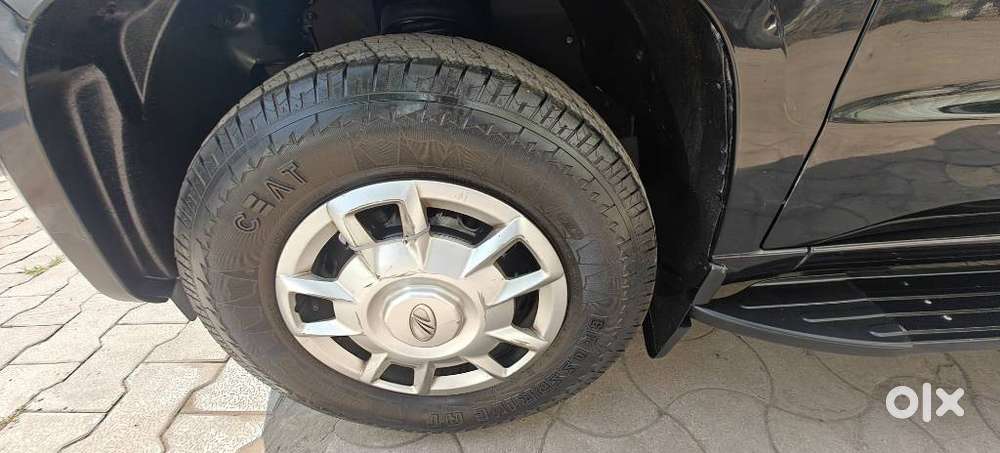 Mahindra Tuv 300 T6 Plus, 2016, Diesel