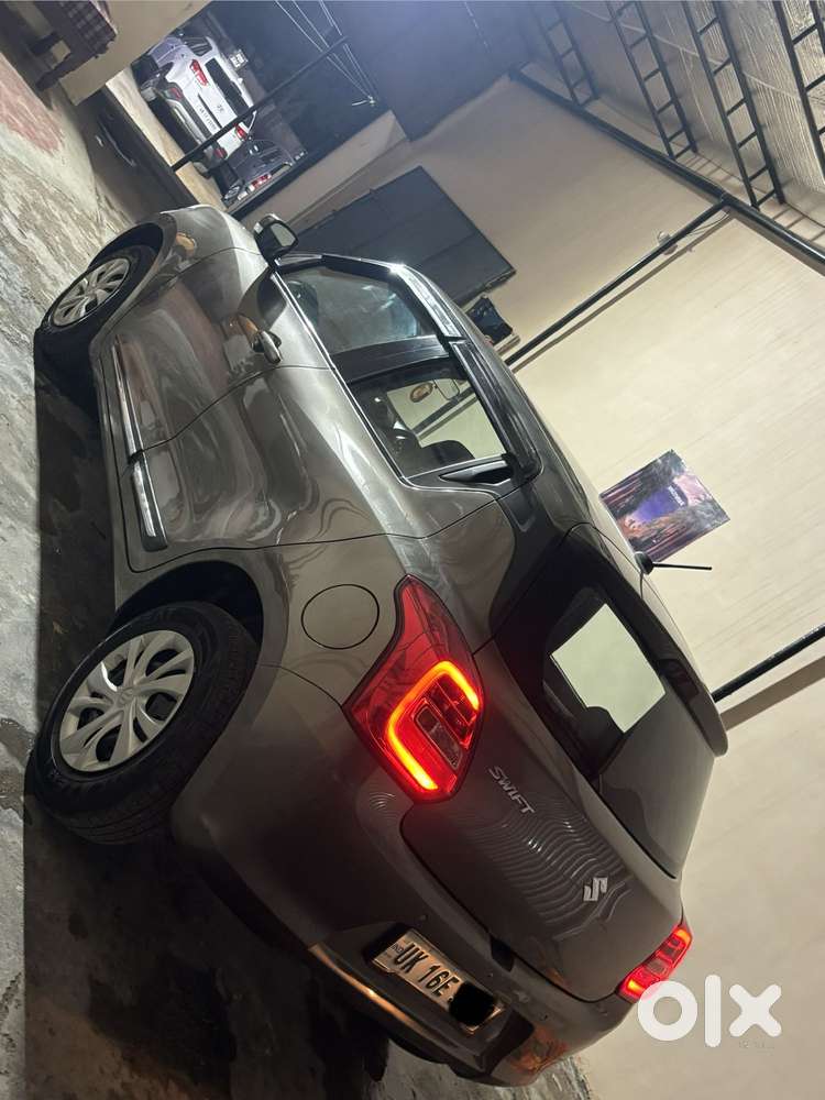 Maruti Suzuki Swift Vxi + Manual, 2023, Petrol