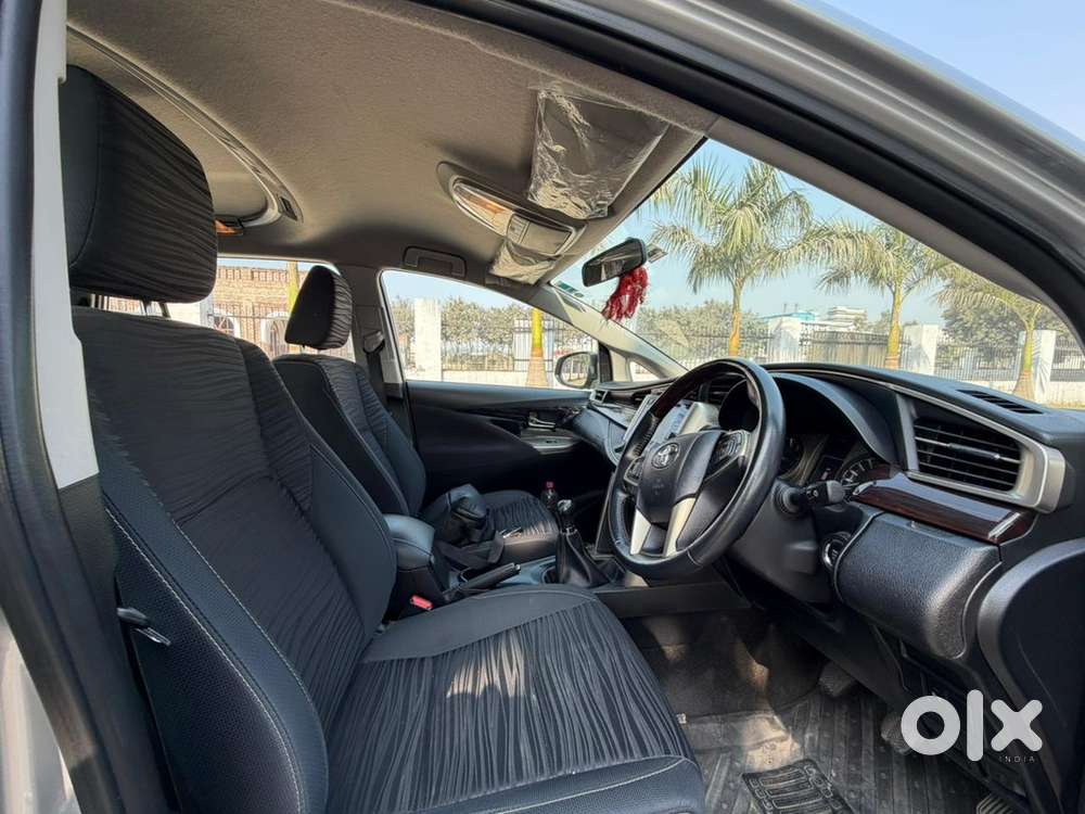 Toyota Innova Crysta 2018