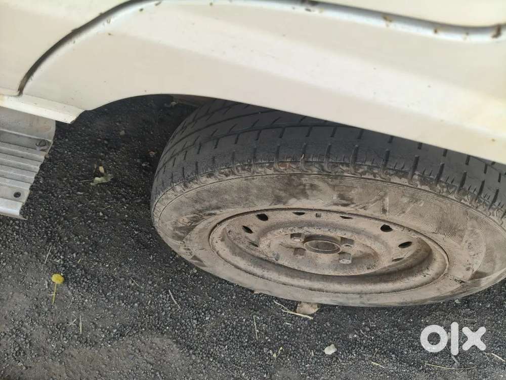 Toyota Qualis 2004 Diesel 100000 Km Driven