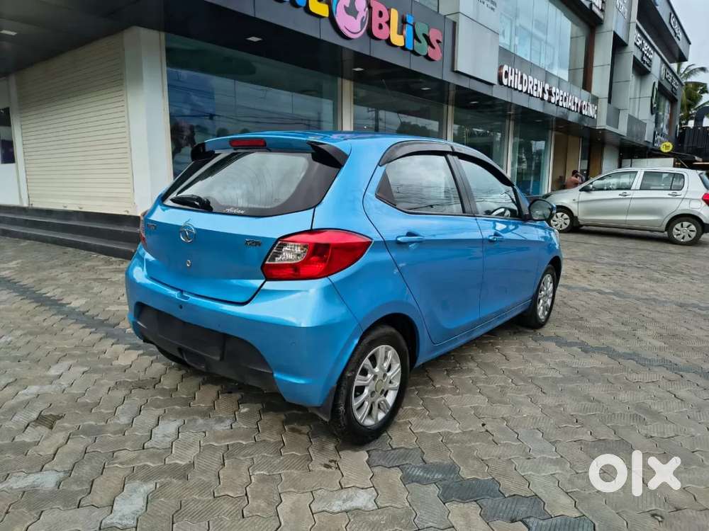 Tata Tiago Xza, 2018, Petrol
