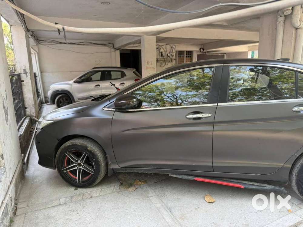 Honda City_sunroof Variant