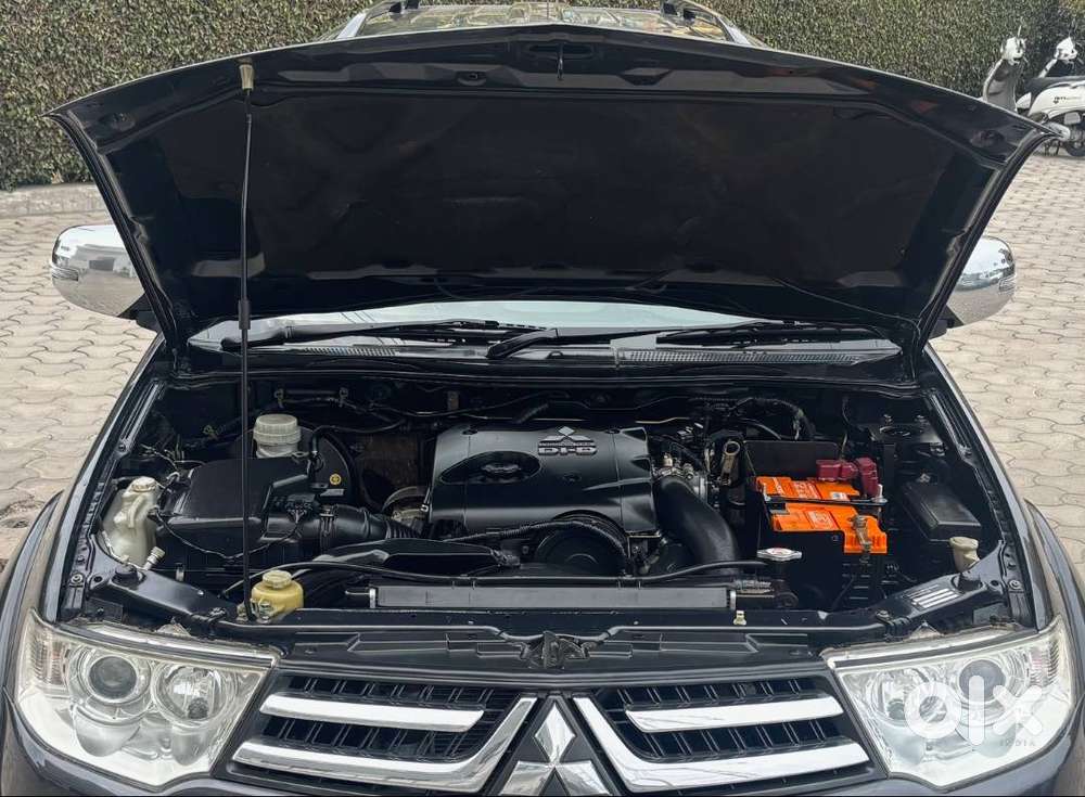 Mitsubishi Pajero Sport 2015 At 2wd 88500 Kms, Chandigarh Regd.