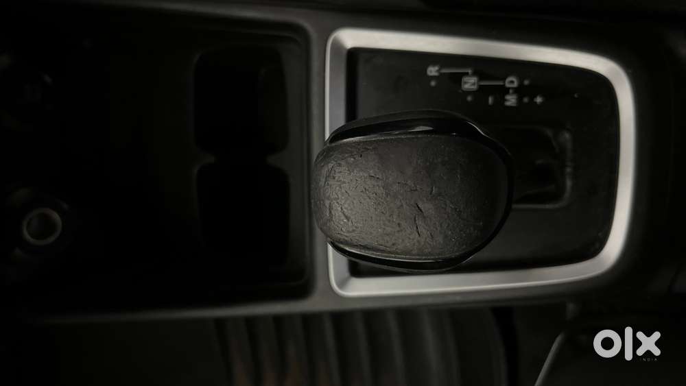 Maruti Suzuki Swift Amt Zxi, 2019, Petrol