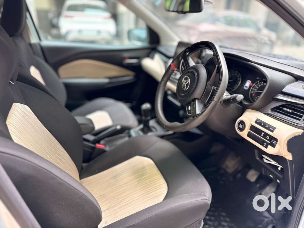 Toyota Glanza V Manual Petrol  2025  4,500 Km, 1st Owner