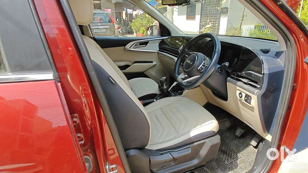 Kia Carens 1.4 Luxury Turbo 7 Str, 2022, Petrol