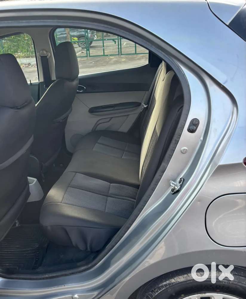 Tata Tiago Xza, 2018, Petrol