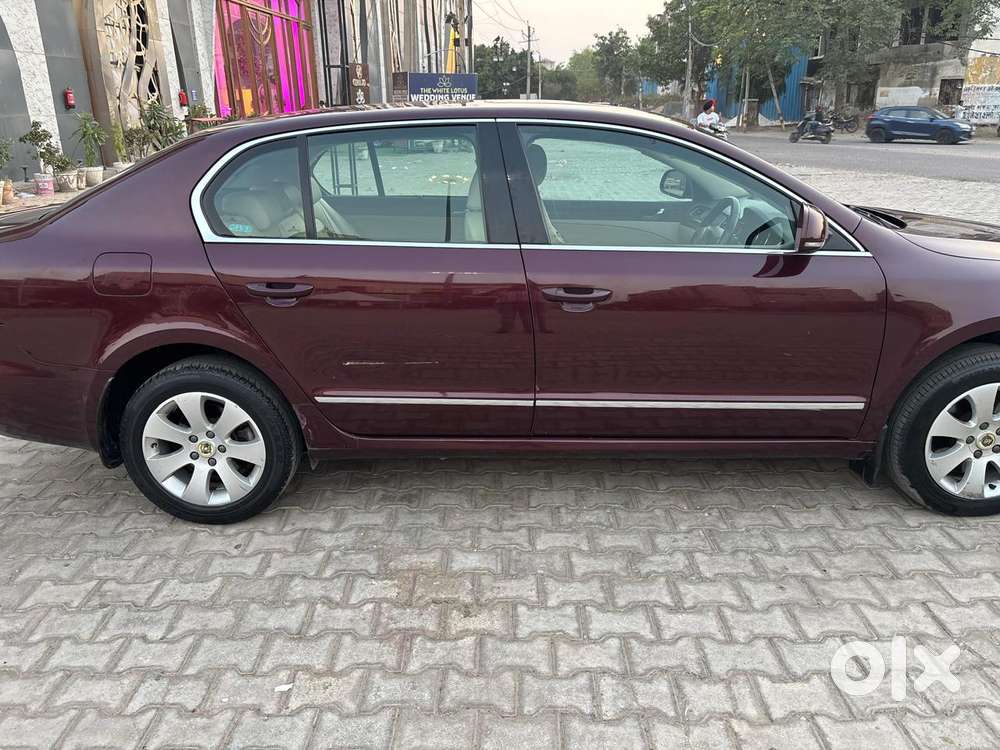 Skoda Superb, 2014, Petrol