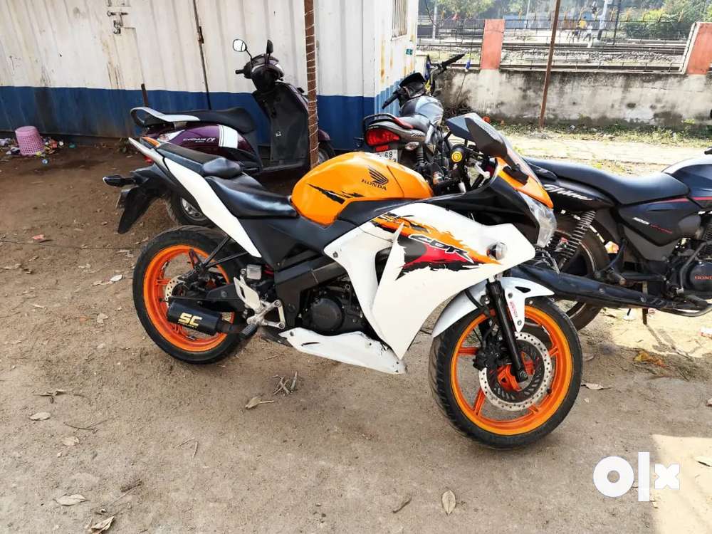 CBR150R New Disc SILENCOR FITTED Recently Service Motorcycles 1797891290