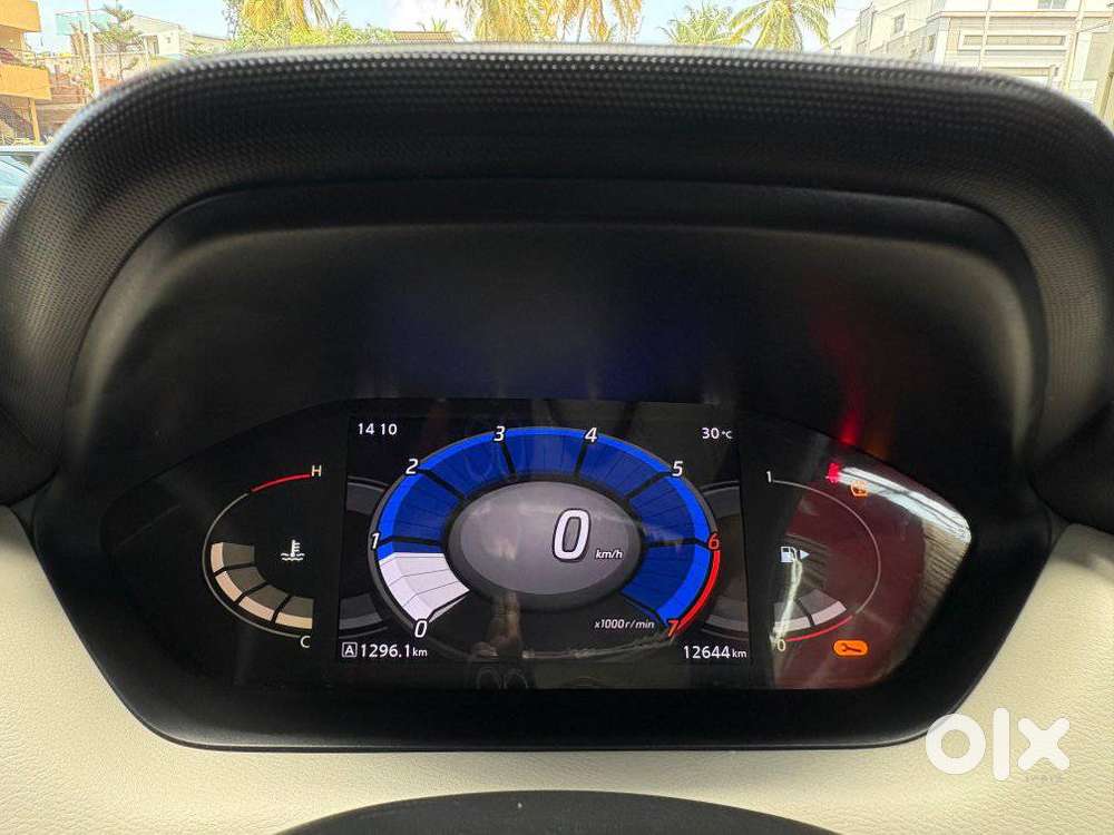 Nissan Magnite 1.0 Xv, 2024, Petrol