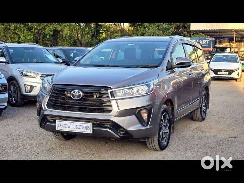 Toyota Innova Crysta 2.4 G Mt 8s, 2021, Diesel