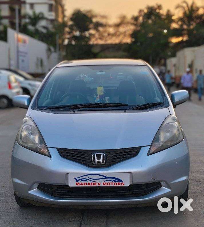 Honda Jazz V Mt Privilege, 2011, Petrol