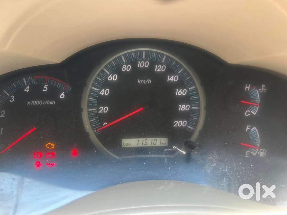 Toyota Innova 2.5 Zx 7 Str Bs-iv, 2014, Diesel