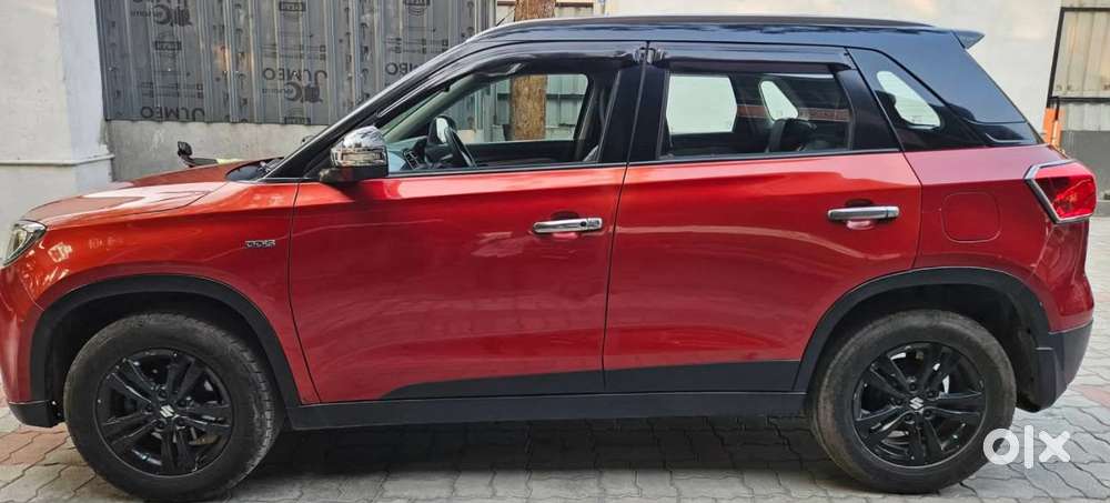 Maruti Suzuki Brezza Zdi+ Dual Tone, 2017, Diesel