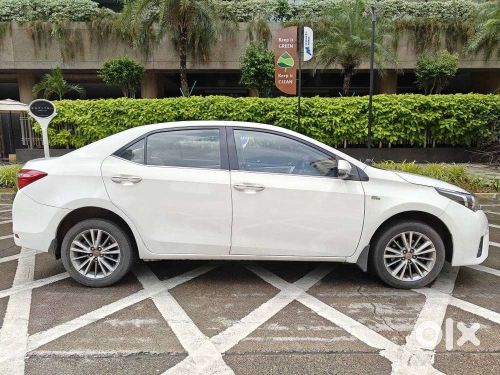 Toyota Corolla Altis 2013-2017 Vl At, 2015, Petrol