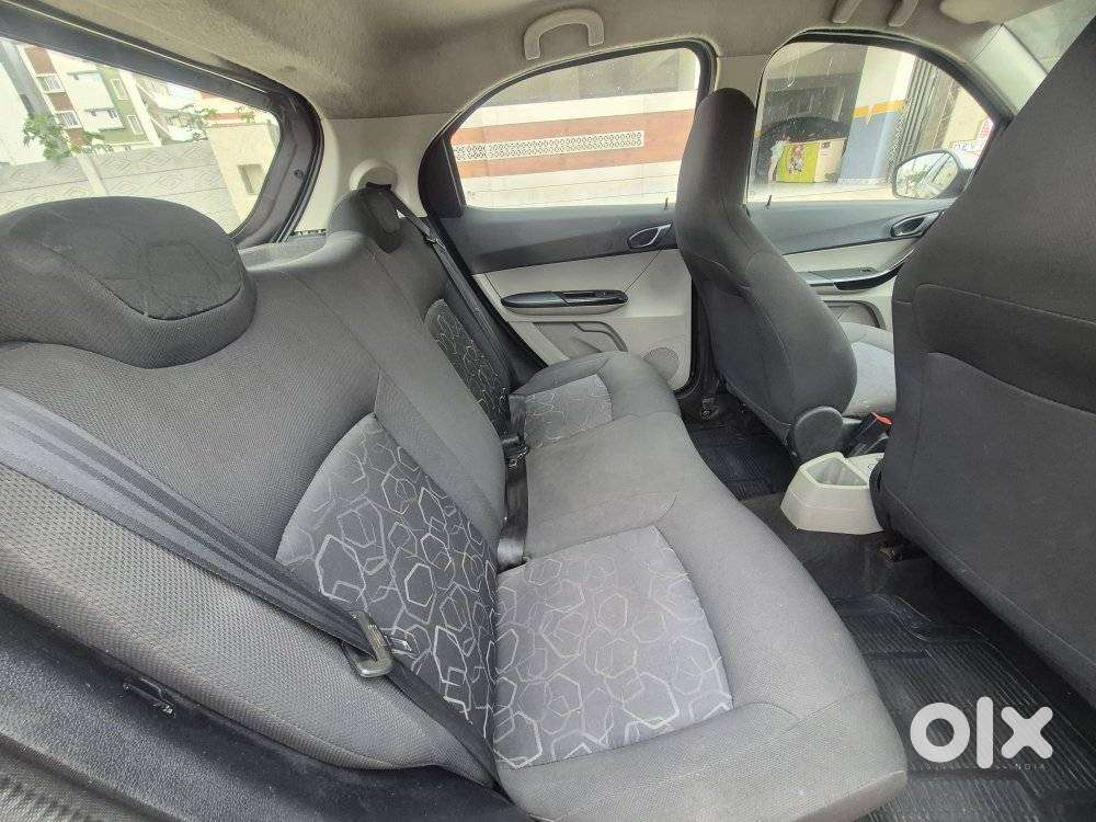 Tata Tiago 1.2 Revotron Xt Option, 2016, Petrol