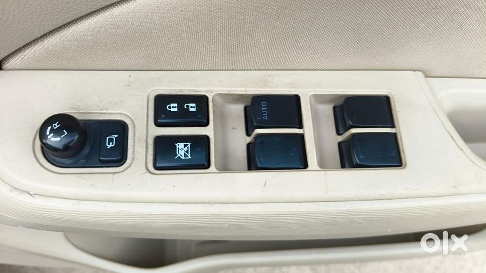 Maruti Suzuki Swift Dzire 1.2 Vxi Bsiv, 2021, Petrol