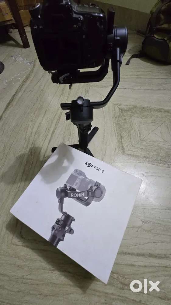 DJI Ronin RSC 2 Pro Combo – Stabilisateur Vidéo Ouvert (Jamais Utilisé)