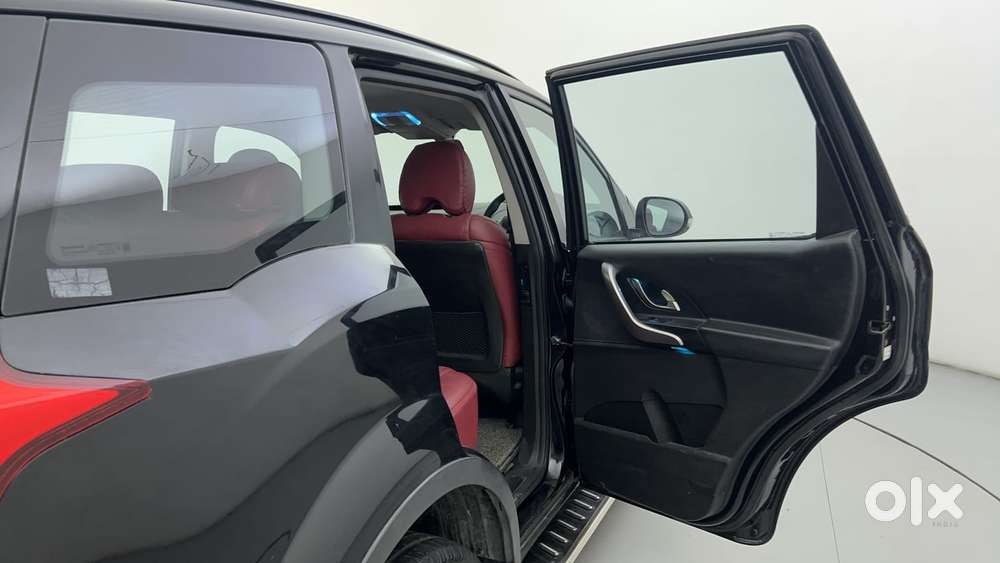 Mahindra Xuv500 W7 At, 2020, Diesel