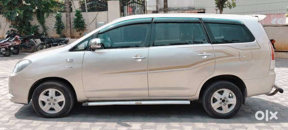 Toyota Innova 2.5 V 7 Str, 2007, Diesel
