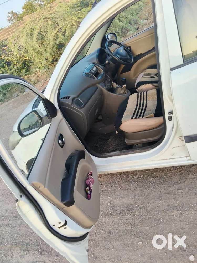 Hyundai I10 2011 Petrol Well Maintained