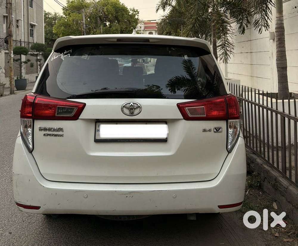 Toyota Innova Crysta 2.4 V 8 Str, 2019, Diesel