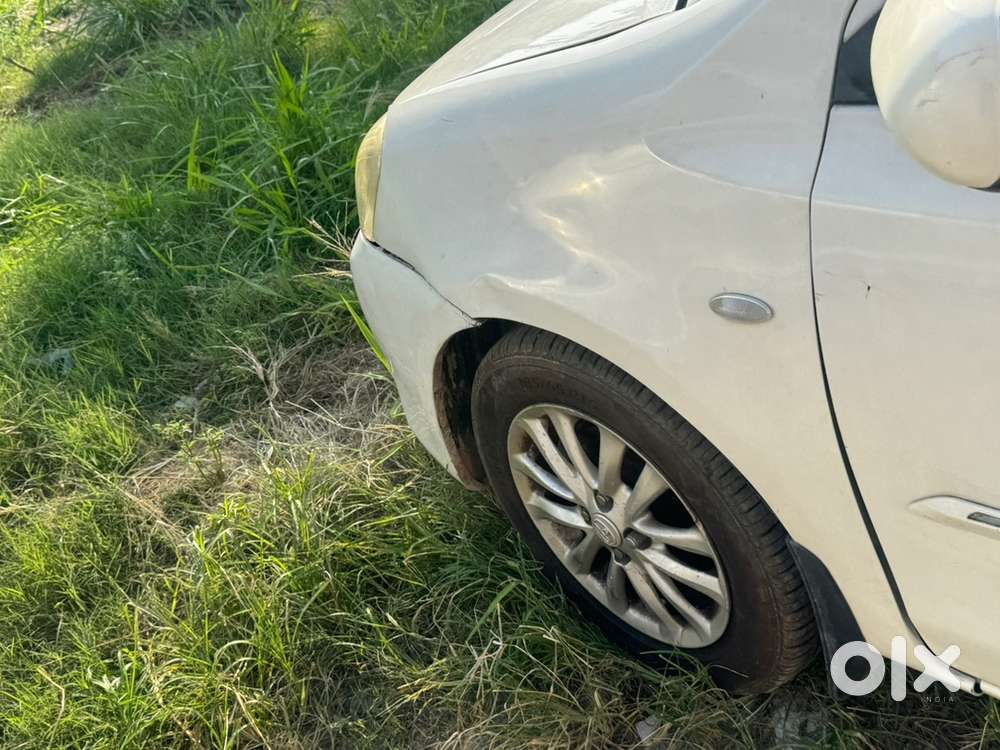Toyota Etios Diesel Manual 2012