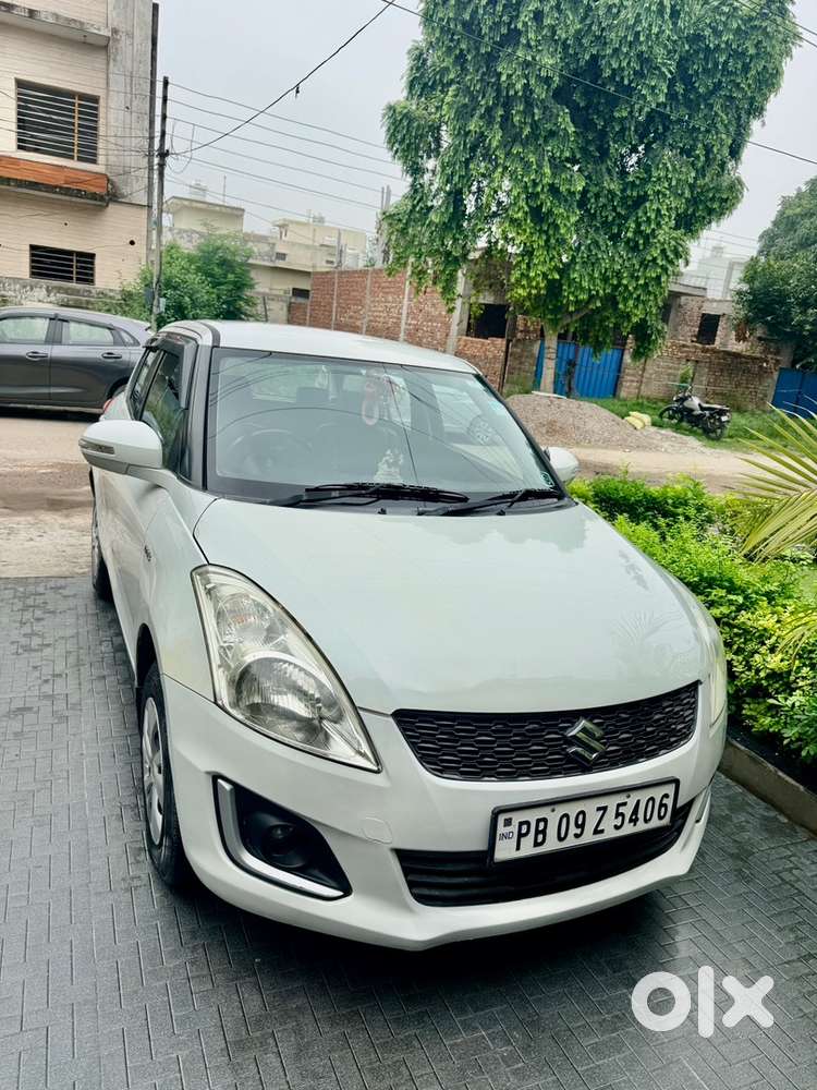 Maruti Suzuki Swift 2015 (november)