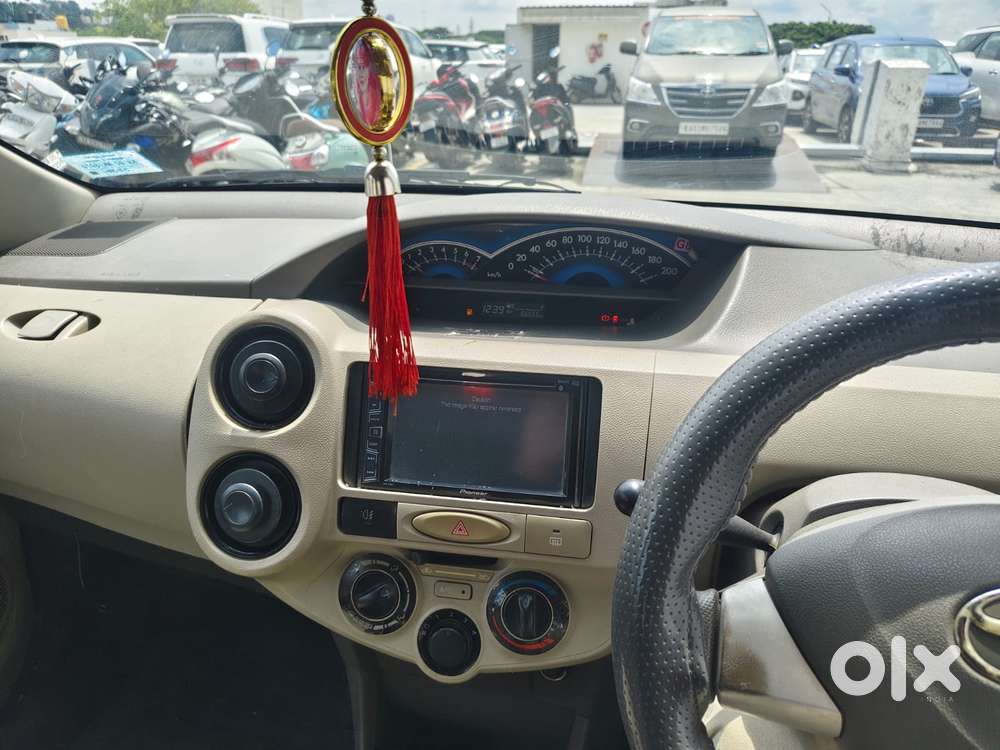 Toyota Etios Liva 1.2 GX, 2015, Petrol