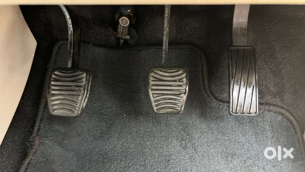 Mahindra Xuv300 W8, 2020, Petrol
