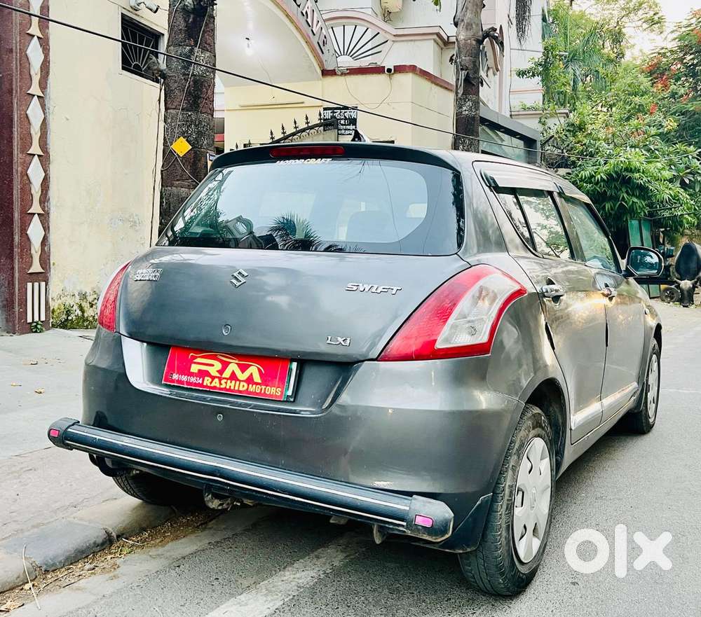 Maruti Suzuki Swift Lxi Optional-o, 2015, Petrol