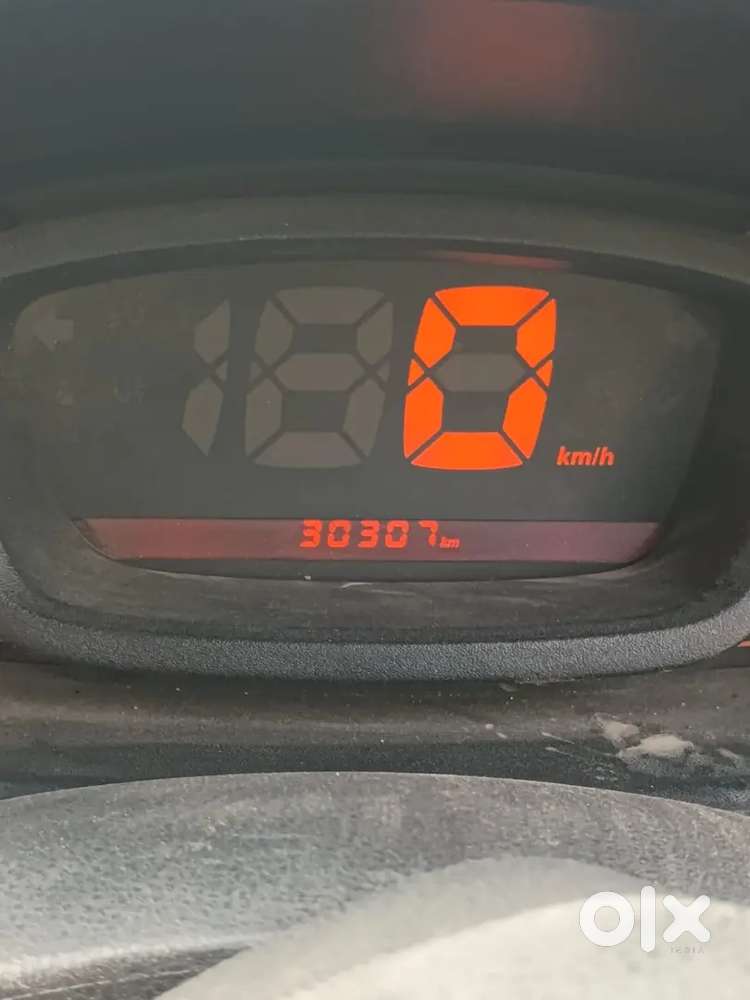 Renault Kwid 2016 Petrol 30000 Km Driven, Well Maintained