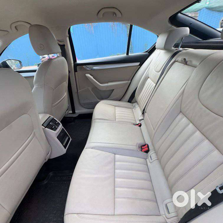 Skoda Octavia 1.8 Tsi At Style, 2019, Petrol