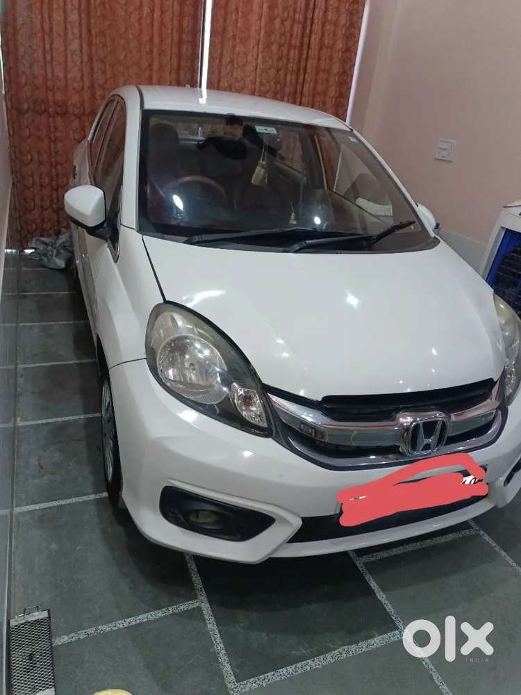 Honda Amaze 1.2 I-vtec 2017 Petrol Urgent Sale