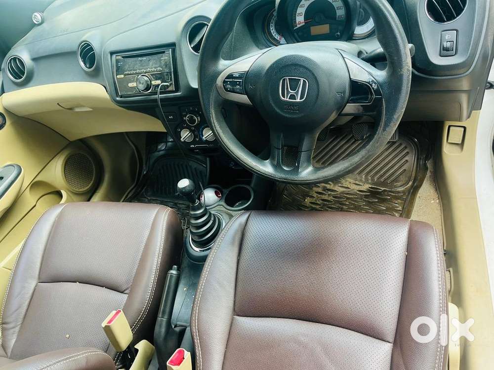 Honda Car 2014 Manual- Clean Vehicle