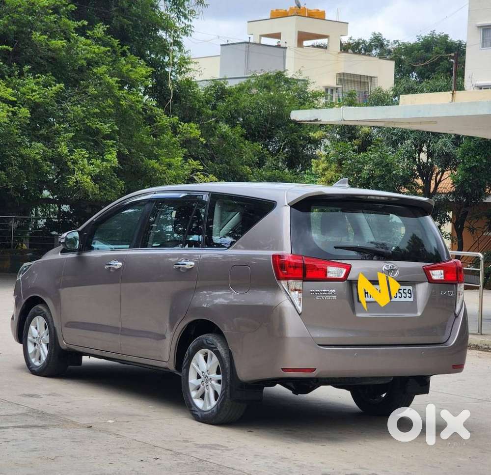 Toyota Innova Crysta 2.4 V 7 Str, 2017, Diesel