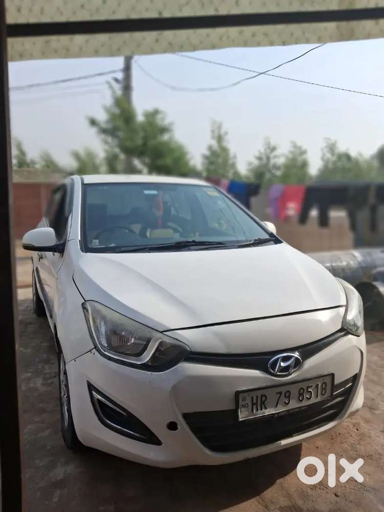 Hyundai Elite I20 2014 Diesel 100000 Km Driven
