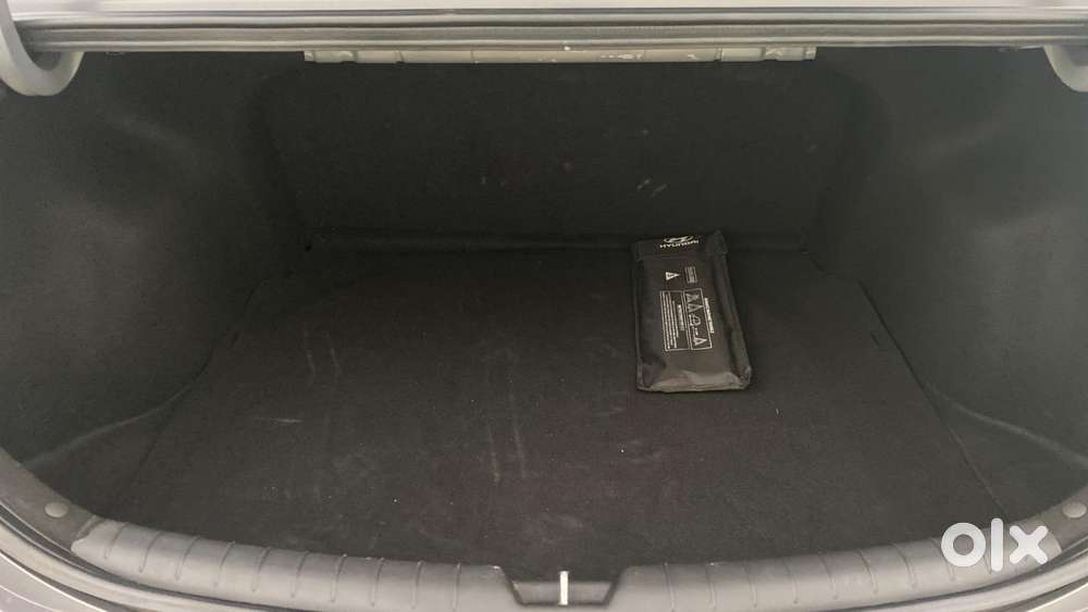 Hyundai Verna 1.6 Sx (o) Vtvt, 2019, Petrol