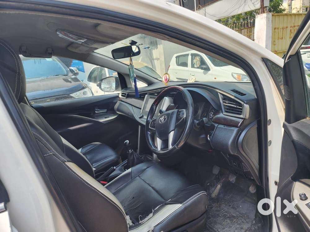 Toyota Innova Crysta