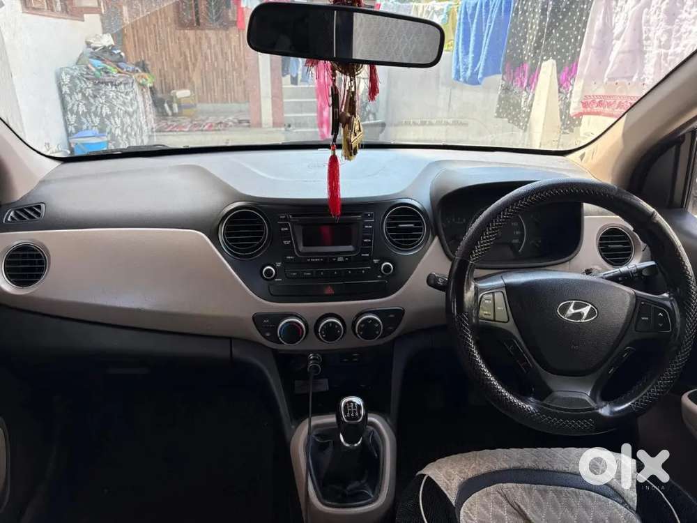 Hyundai Grand I10 Sportz 2016 Petrol