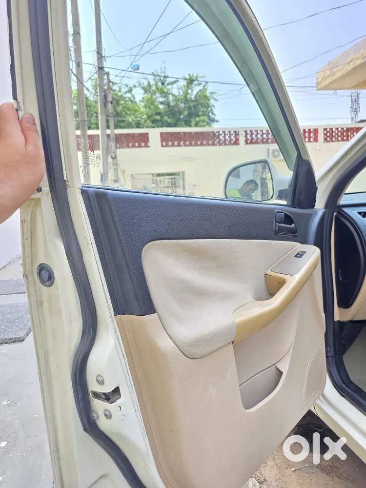 Tata Indica Vista 2013 Quadrajet