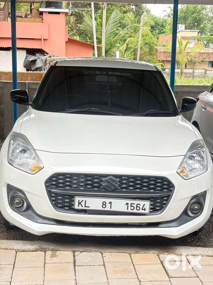 Maruti Suzuki Swift Vxi + Manual, 2020, Petrol