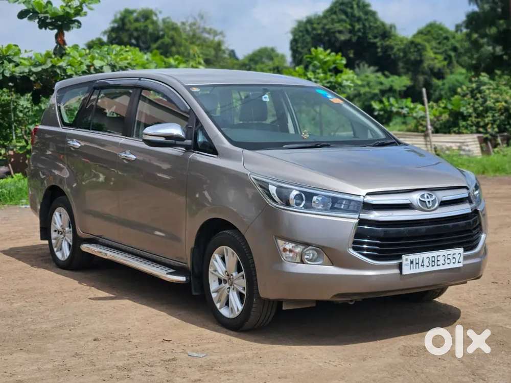 Toyota Innova Crysta 2.4 2016