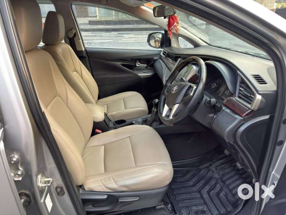 Toyota Innova Crysta 2.4 Vx Mt, 2017, Diesel