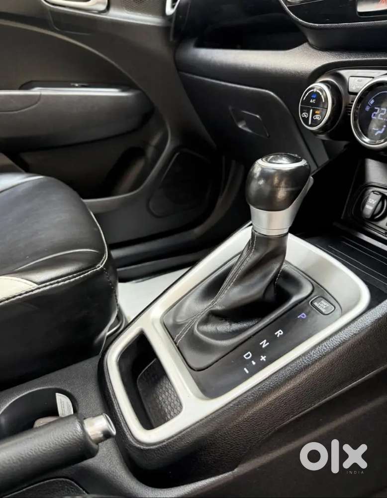 Hyundai Venue Automatic 2021 Petrol Well Maintained In Extreme