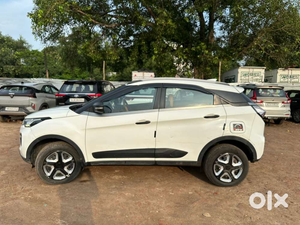 Tata Nexon 2022 Petrol