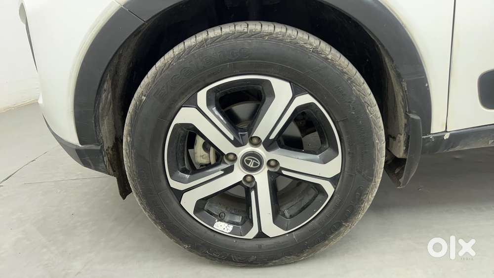 Tata Nexon 1.5 Revotorq Xza Plus, 2023, Diesel
